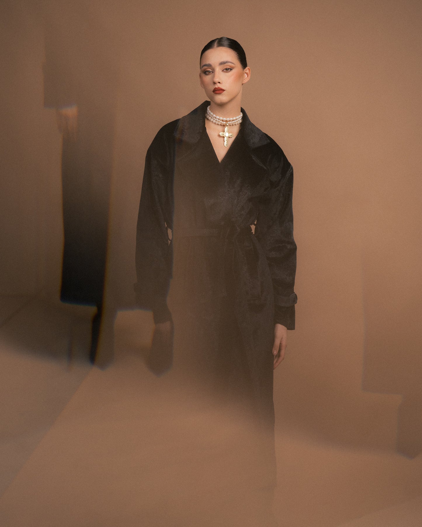 SOBRETUDO VELUDO PRETO