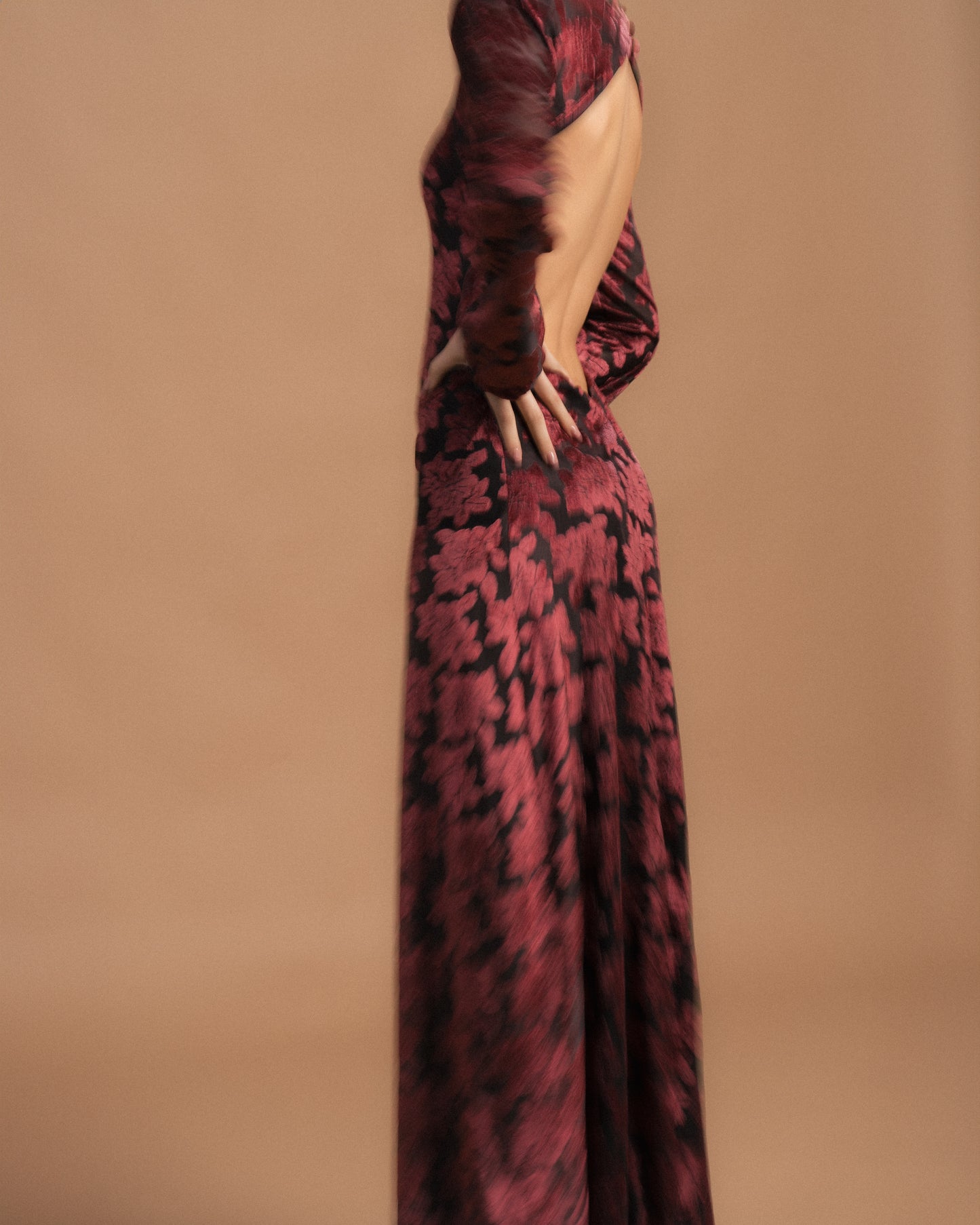 VESTIDO VELUDO COMPRIDO FLORAL