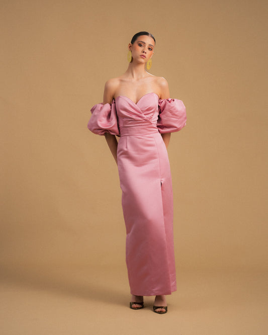 VESTIDO CORAÇÃO MANGAS RACHA LATERAL