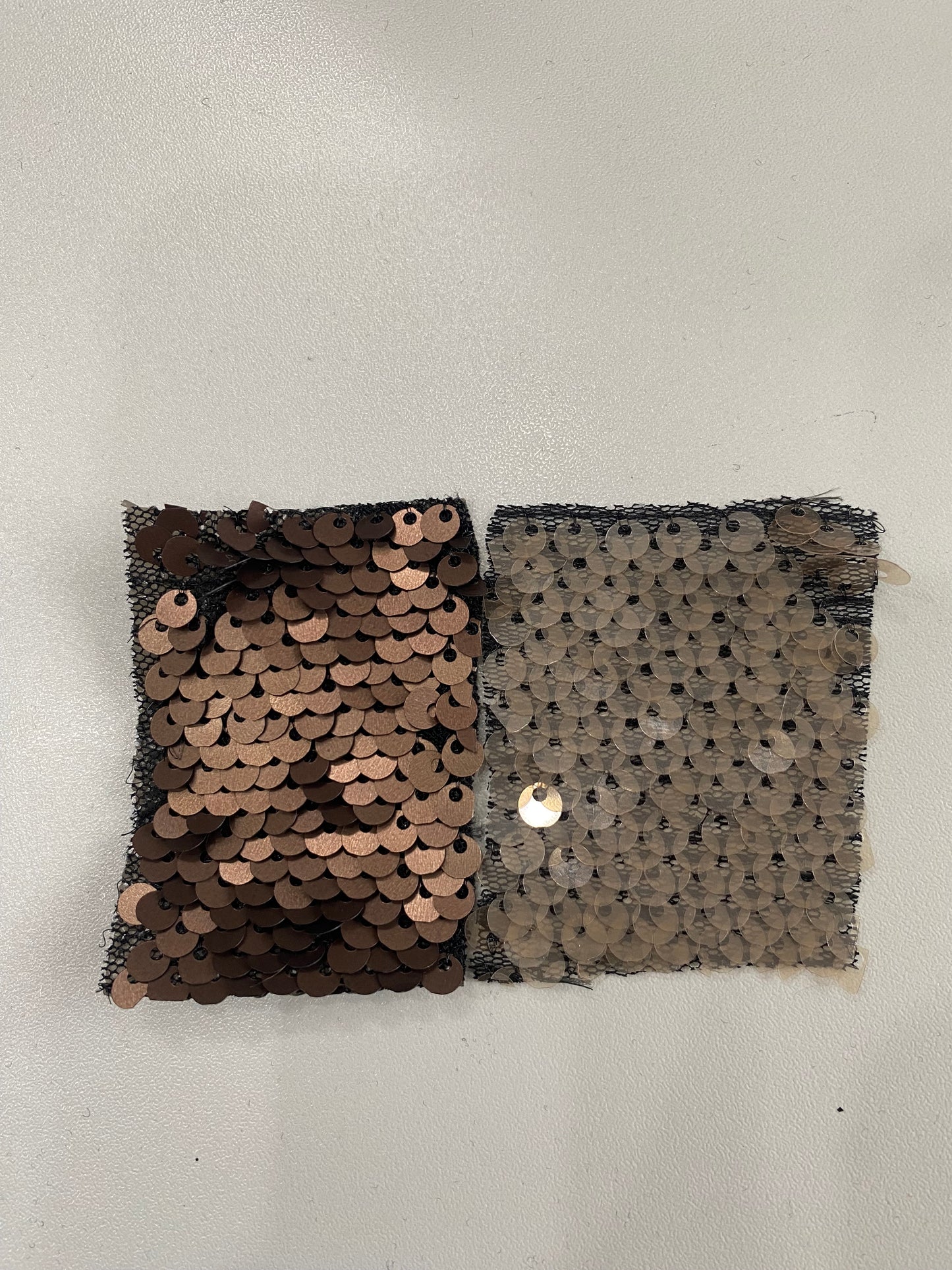 VESTIDO DECOTE CORAÇÃO LANTEJOULAS