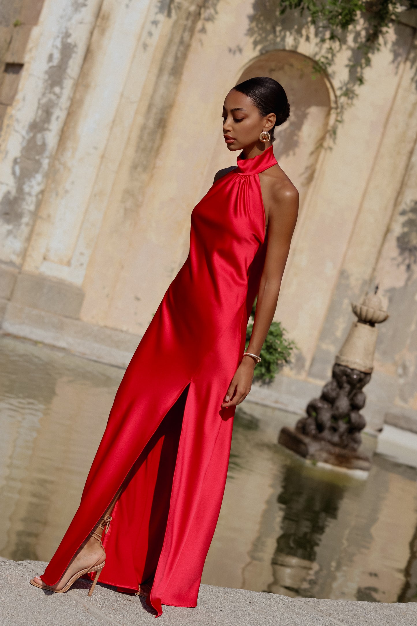VESTIDO GOLA RACHA ACETINADO