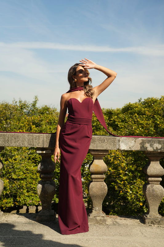 VESTIDO BELÉM COM CAPA