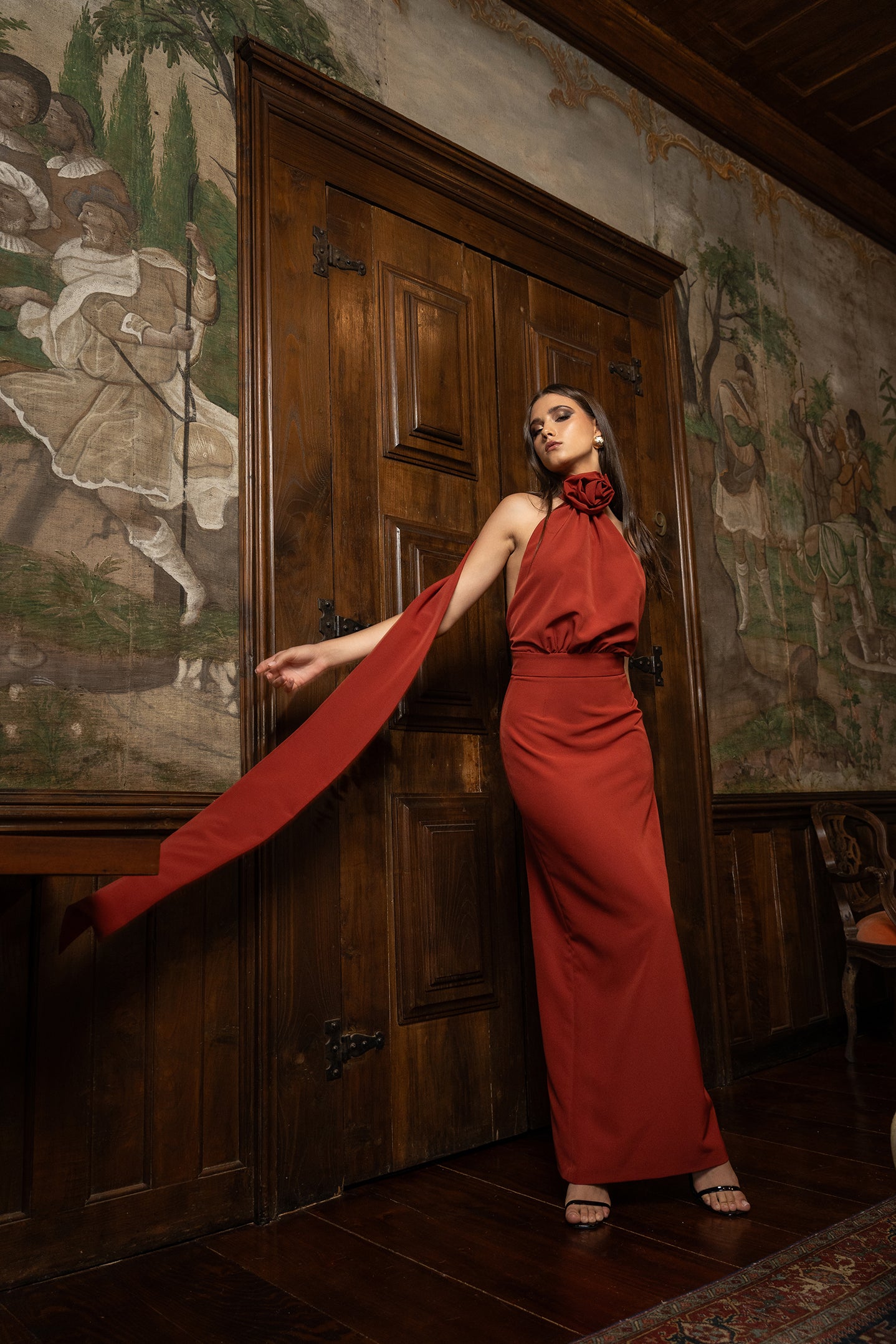 VESTIDO FLOR GOLA