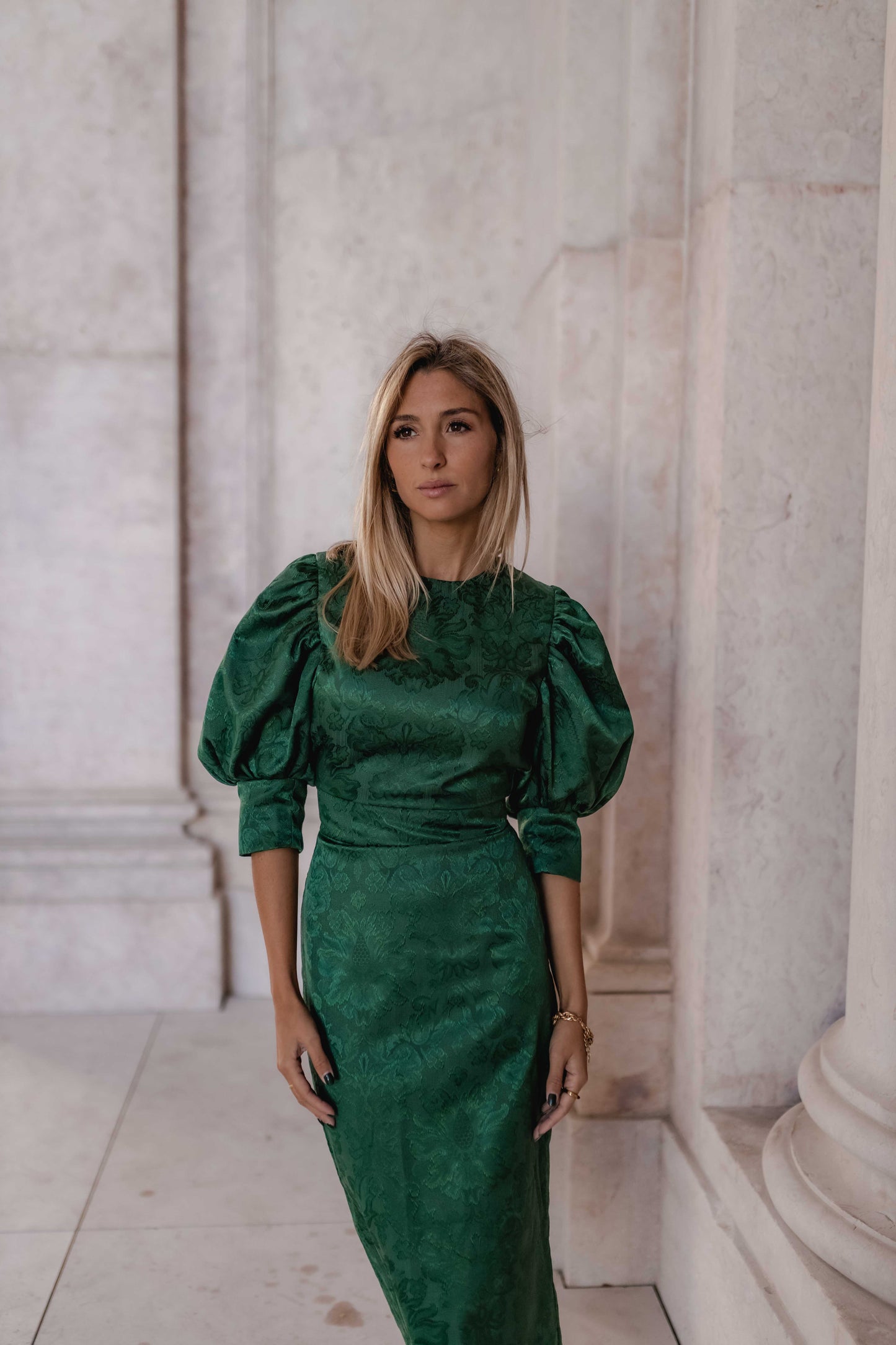 VESTIDO JACQUARD MANGAS BALÃO