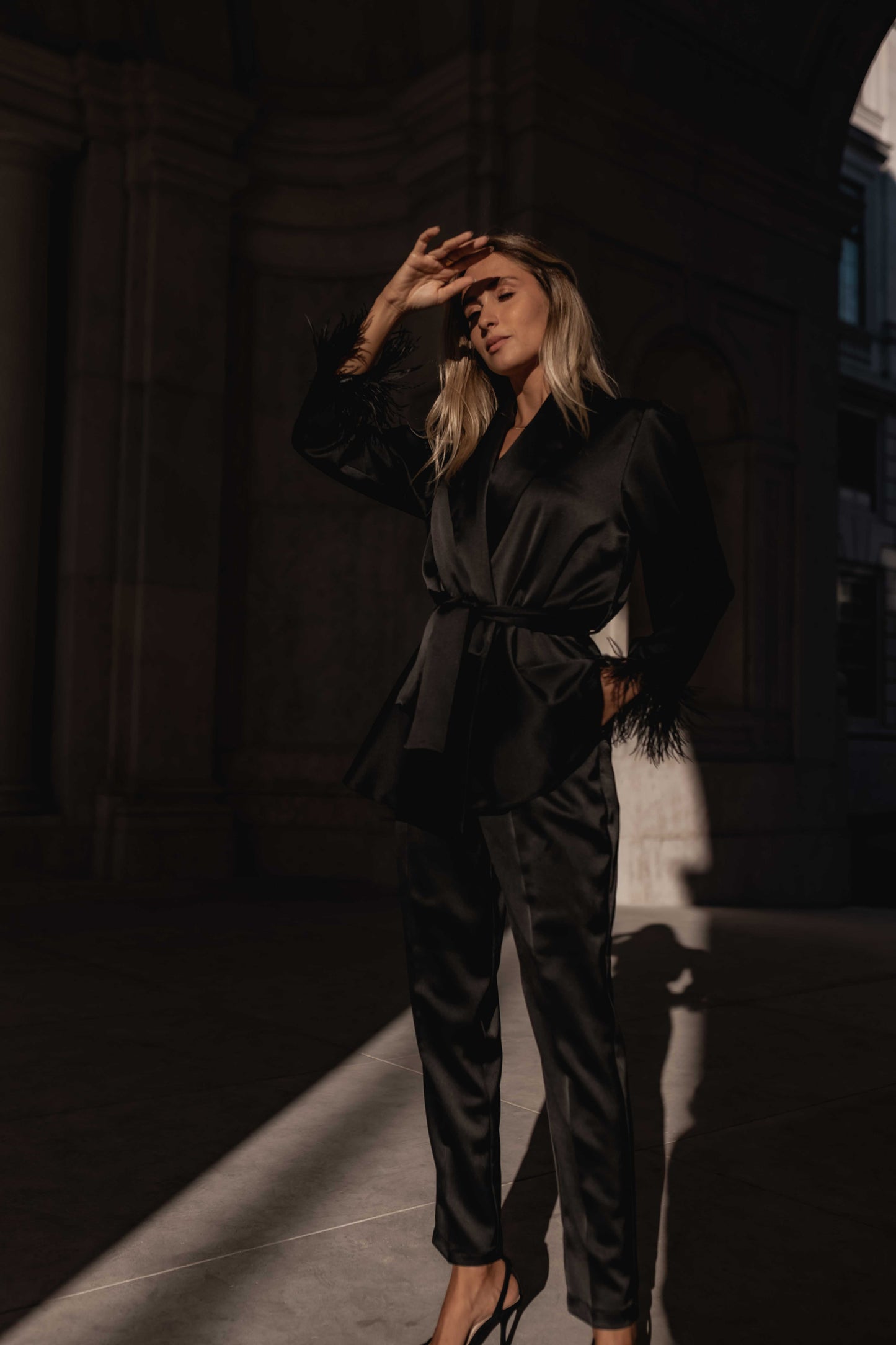 BLAZER ACETINADO PLUMAS