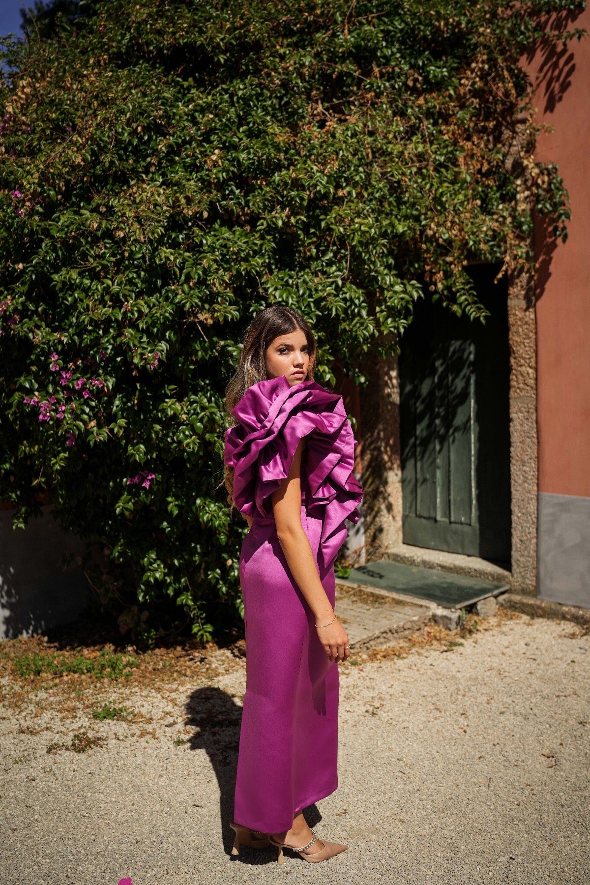 Shoulder ruffle dress