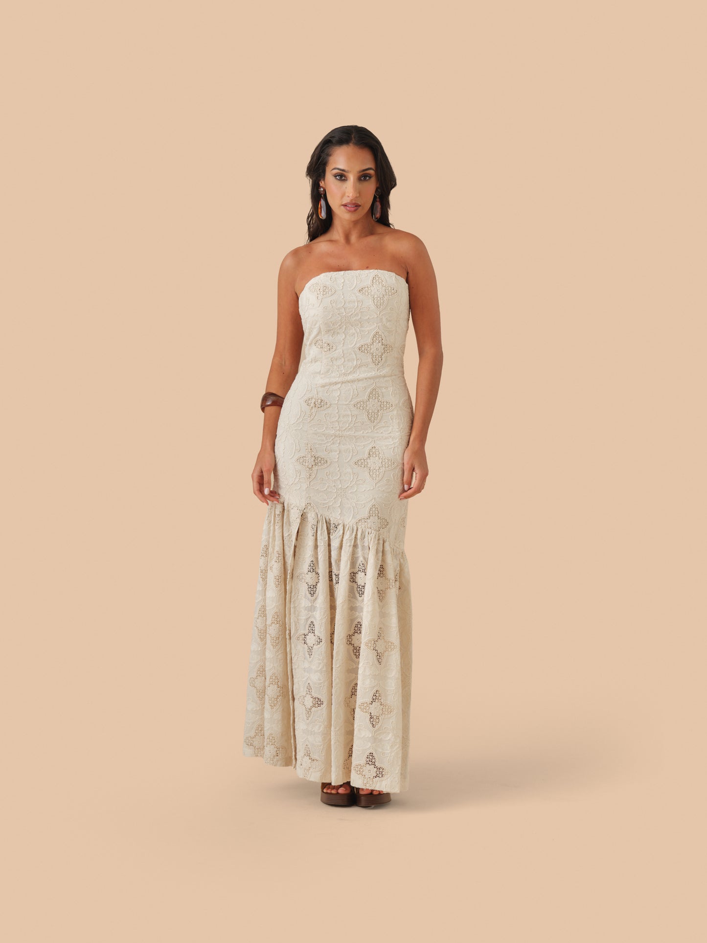 VESTIDO CAI CAI FOLHO BORDADO